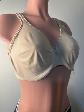 Bali Bra Womens 40D Beige Passion for Comfort Underwire Full Coverage